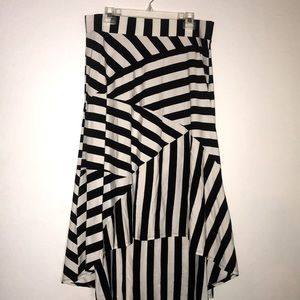Torrid high low skirt size 0
